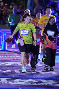 BIB: 2400, 121, 3229
                            <button type="button" onclick="openModal(26254166)" class="btn btn-primary btn-sm float-right btn-popup" data-toggle="modal" data-target=".modal-high-quality">
                        <i class="fas fa-shopping-cart"></i> Add to Cart
                    </button>
                                            <button type="button" onclick="isThisMe(26254166, true)" class="btn btn-success btn-sm float-right btn-popup btn-isme hidden" data-toggle="tooltip" data-placement="bottom" title="นี่คือรูปของคุณใช่ไหม คลิกที่นี่เพื่อเอาเข้าอัลบั้ม">
                        <i class="fas fa-plus"></i> Add to album
                    </button>
                    <button type="button" onclick="isThisMe(26254166, false)" class="btn btn-warning btn-sm float-right btn-popup btn-isnotme hidden">
                        <i class="fas fa-ban"></i> Remove from album
                    </button>